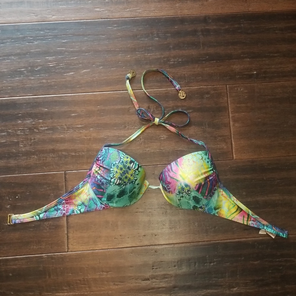 Luli fama bikini top